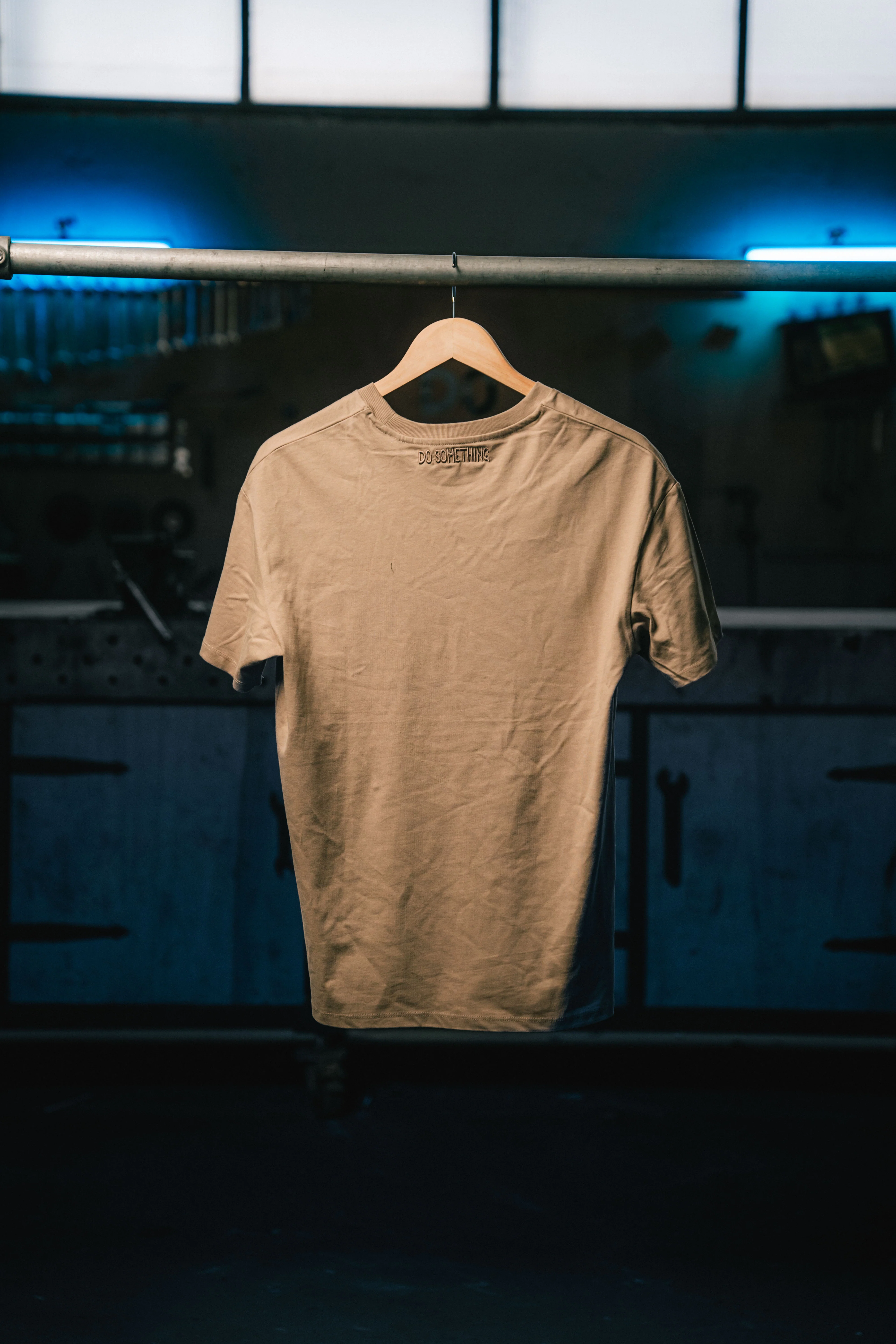 Baumhaus T-Shirt - Stick - Image 9